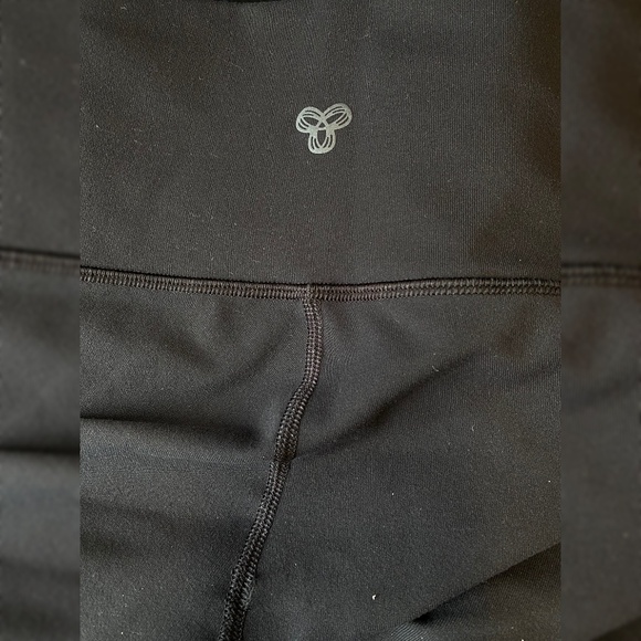 TNA Black Yoga Pants Size Small New No Tags Stretchy - Picture 2 of 2